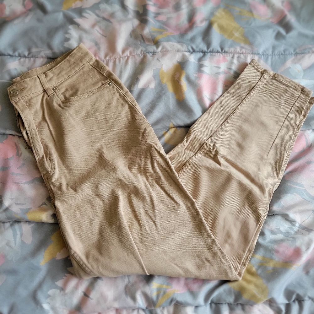 Divided Tapered Tan Jeans